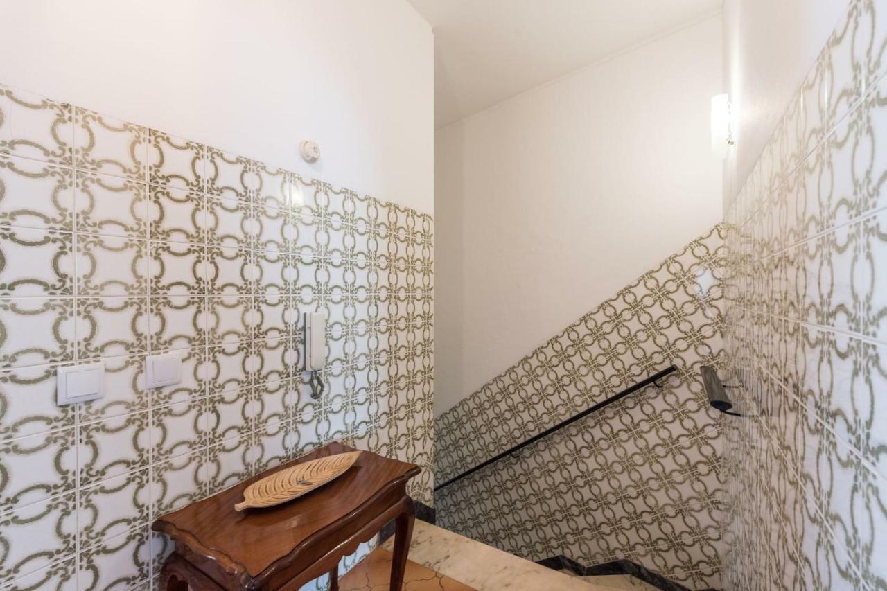 Lovelystay - 3 Bedroom Apartment In วีลา ดู บิสโป ภายนอก รูปภาพ
