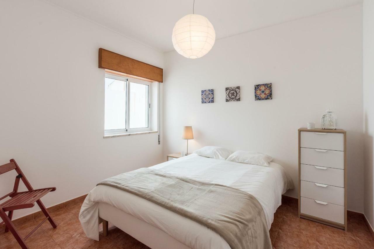 Lovelystay - 3 Bedroom Apartment In วีลา ดู บิสโป ภายนอก รูปภาพ