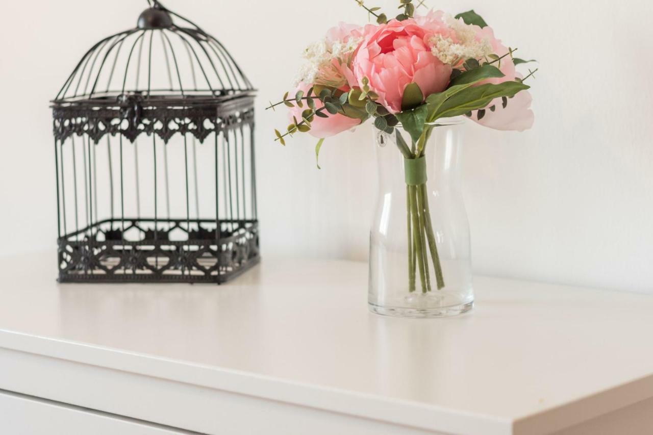 Lovelystay - 3 Bedroom Apartment In วีลา ดู บิสโป ภายนอก รูปภาพ