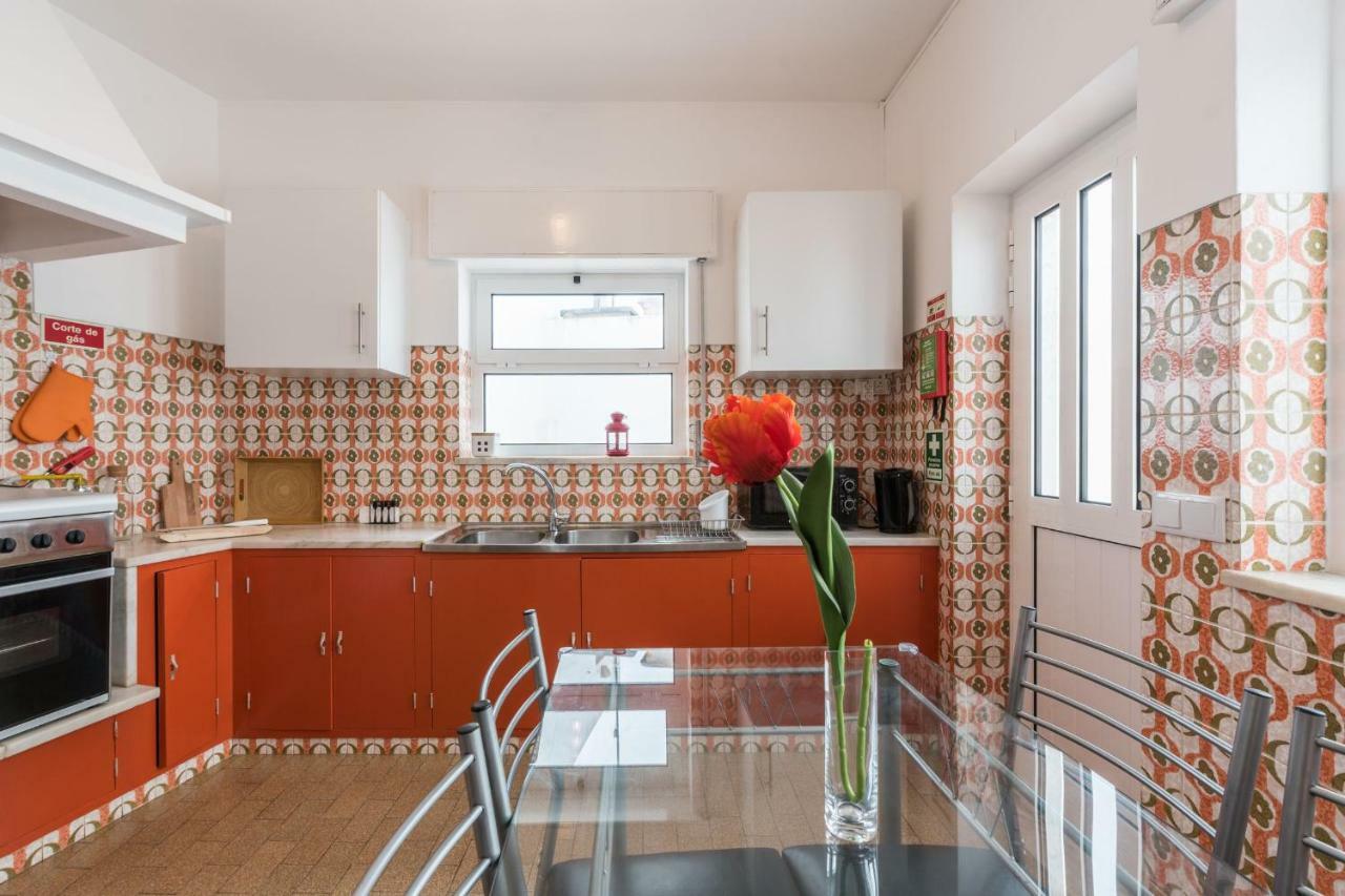Lovelystay - 3 Bedroom Apartment In วีลา ดู บิสโป ภายนอก รูปภาพ